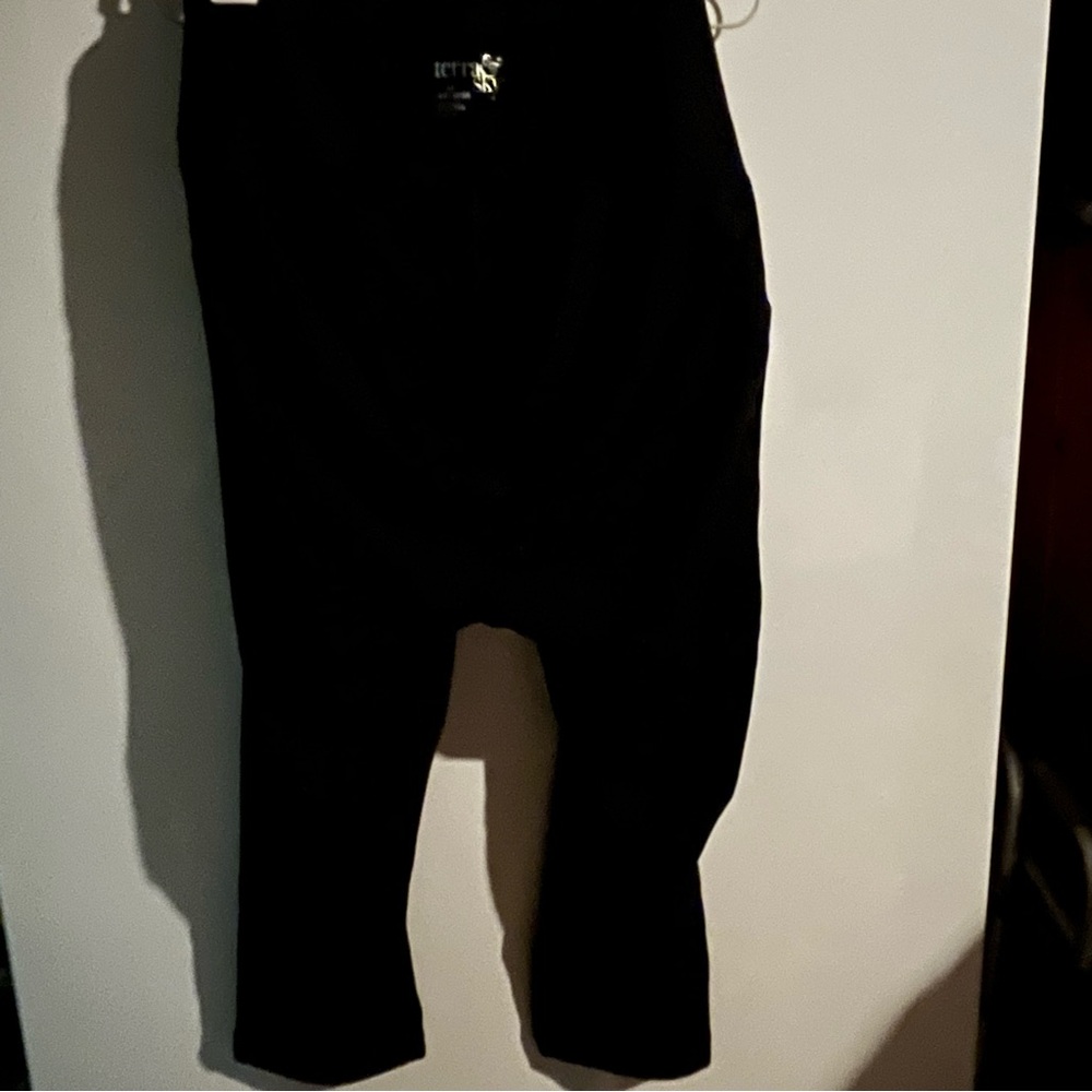 Black  Capri Leggings